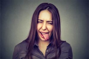 夢(mèng)見自己舌頭掉了是什么征兆