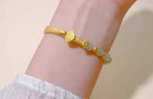 屬馬適合戴什么飾品
